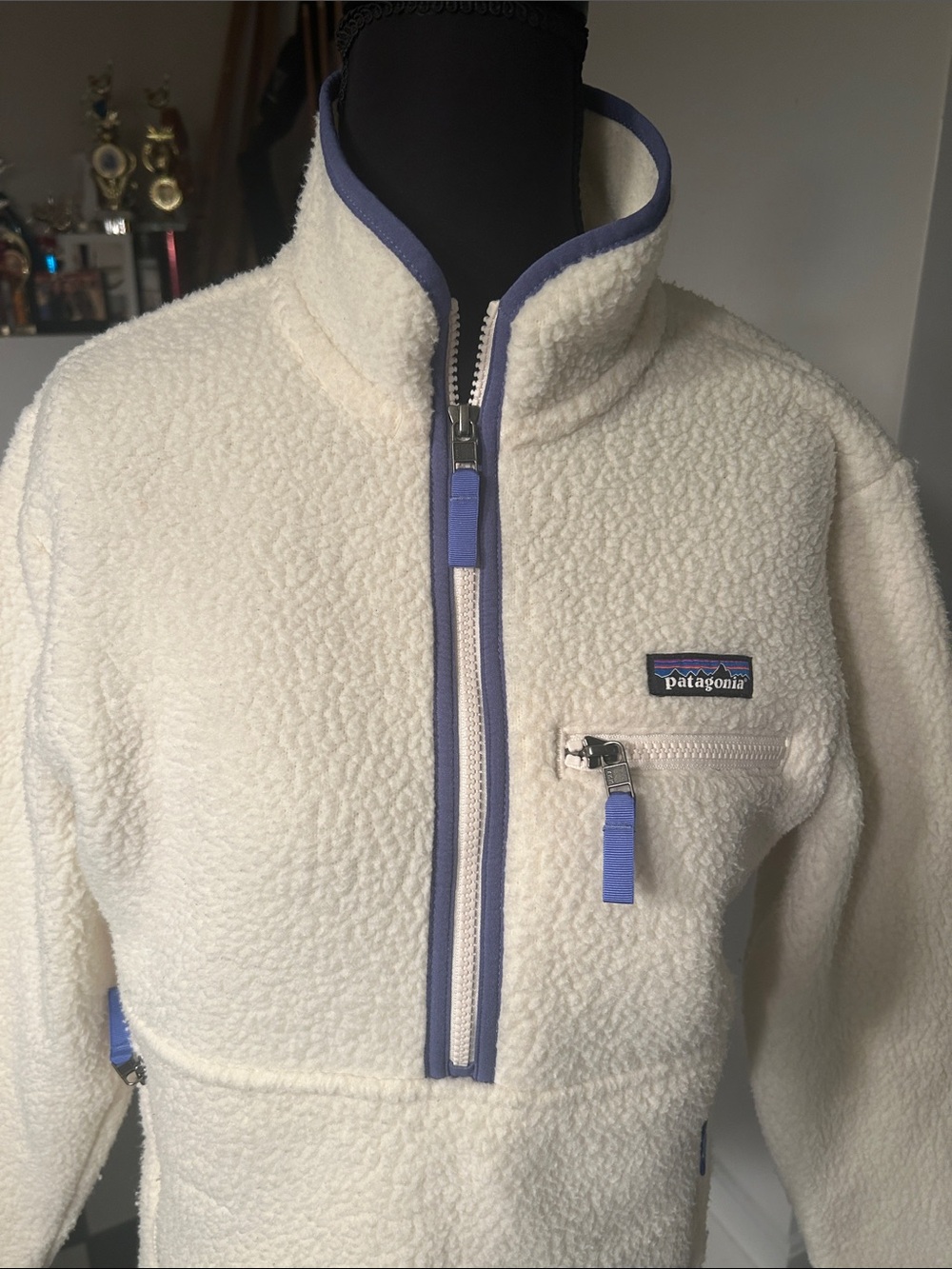Patagonia White Sherpa Pullover with Blue Trim - Picture 2 of 8